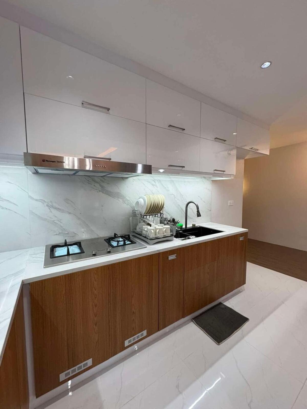 Apartment Yanna's Unit - 3bedroom With Breakfast