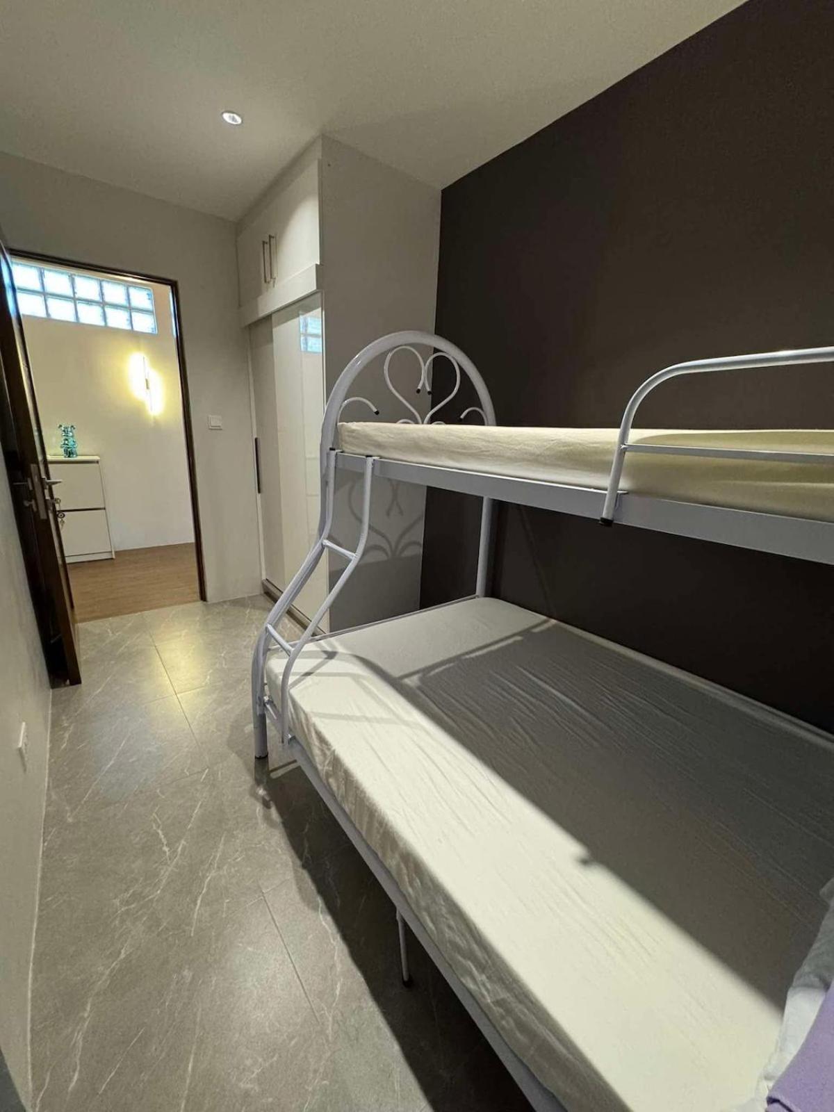 Yanna's Unit - 3bedroom With Breakfast