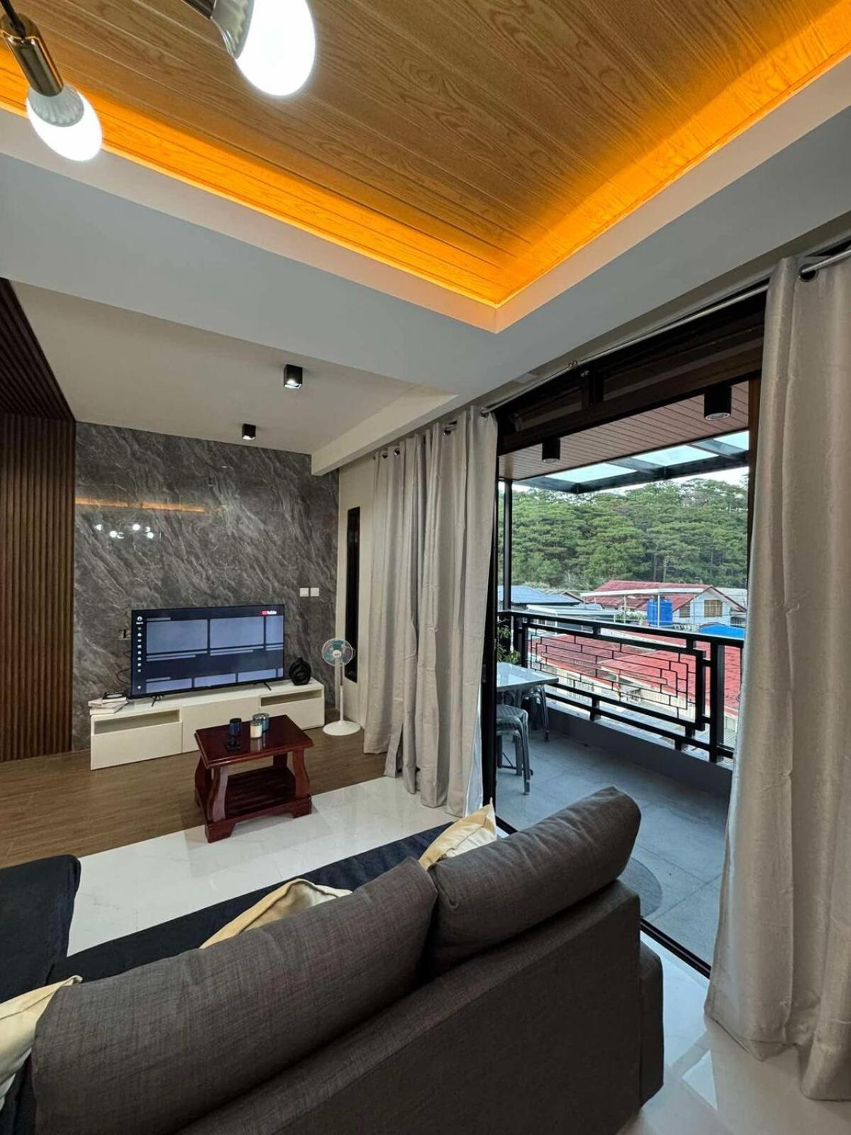 Yanna's Unit - 3bedroom With Breakfast Apartment *